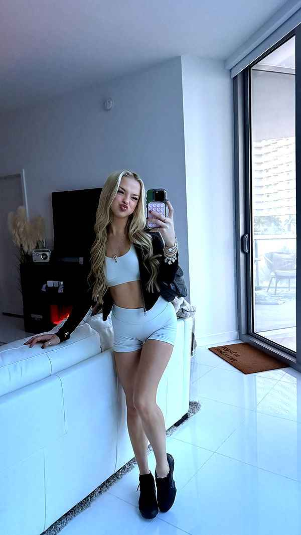 julia.filippo image ~ Altpins