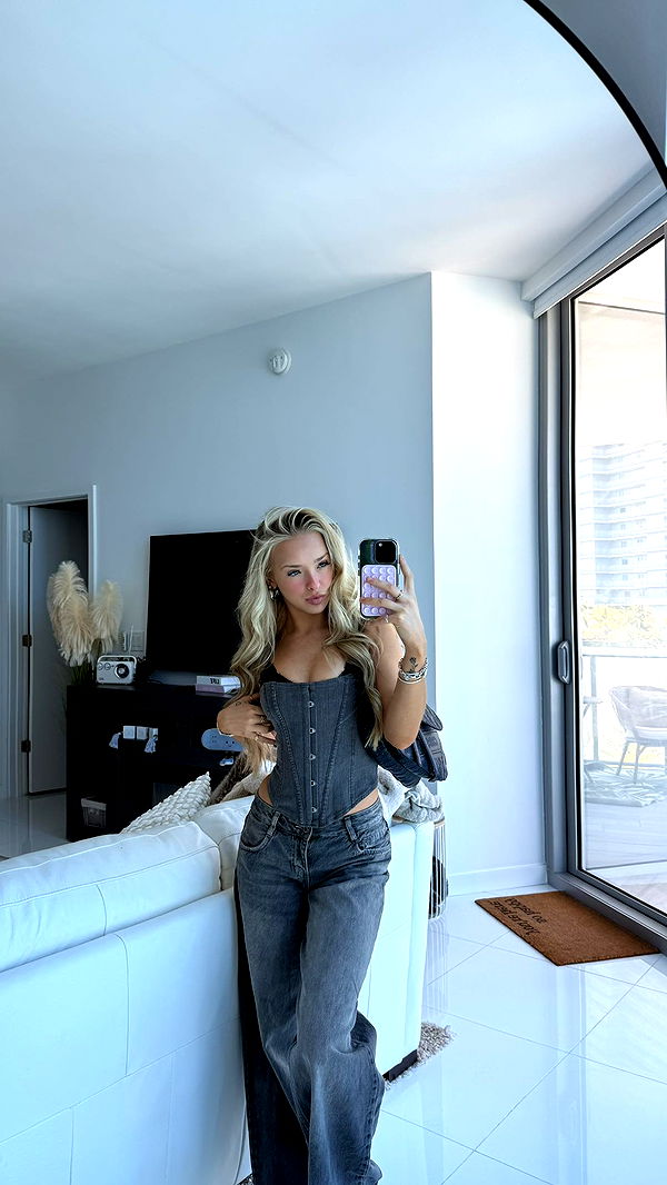 julia.filippo image ~ Altpins