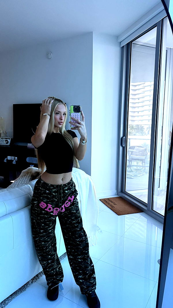 julia.filippo image ~ Altpins