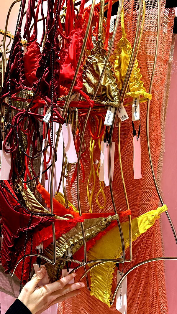 julia.filippo image ~ Altpins