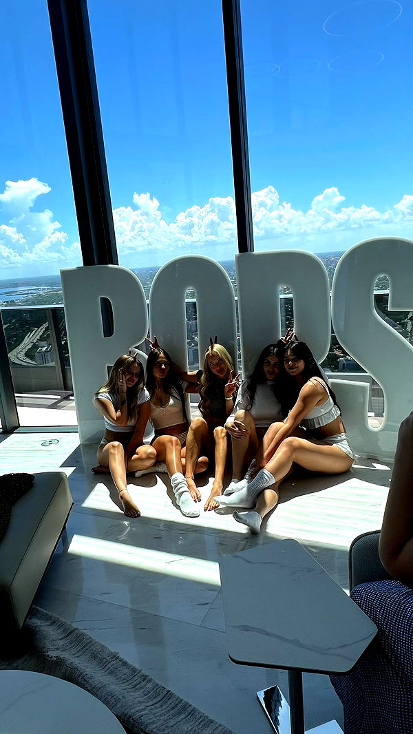 julia.filippo image ~ Altpins