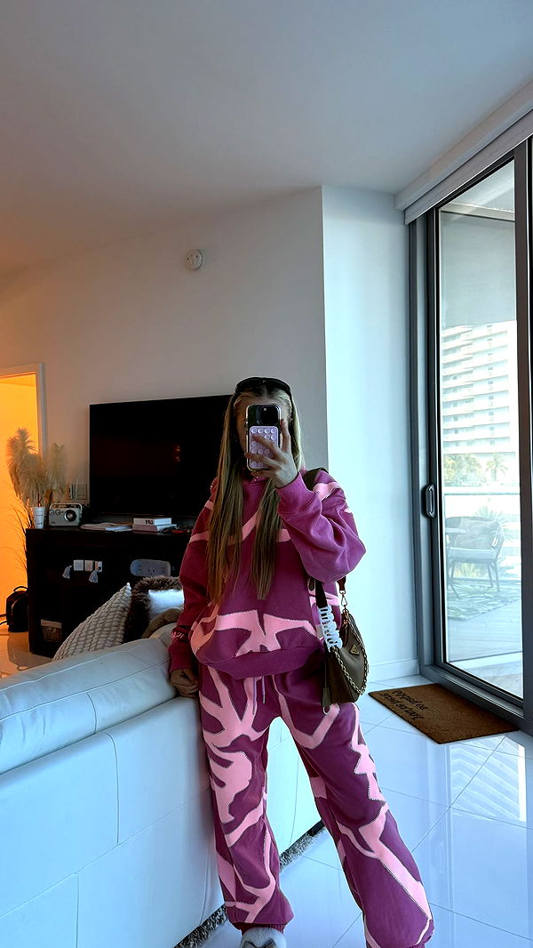 julia.filippo image ~ Altpins