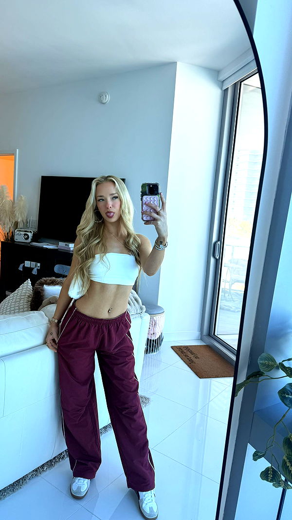 julia.filippo image ~ Altpins