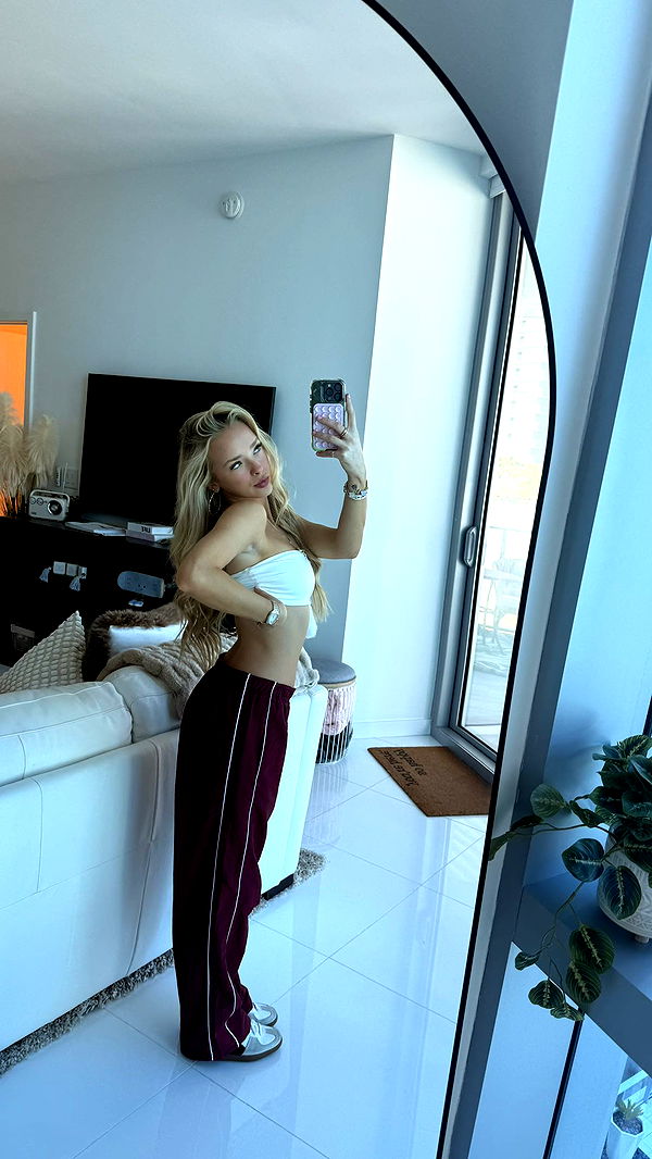 julia.filippo image ~ Altpins