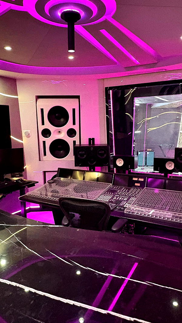 julia.filippo image ~ Altpins