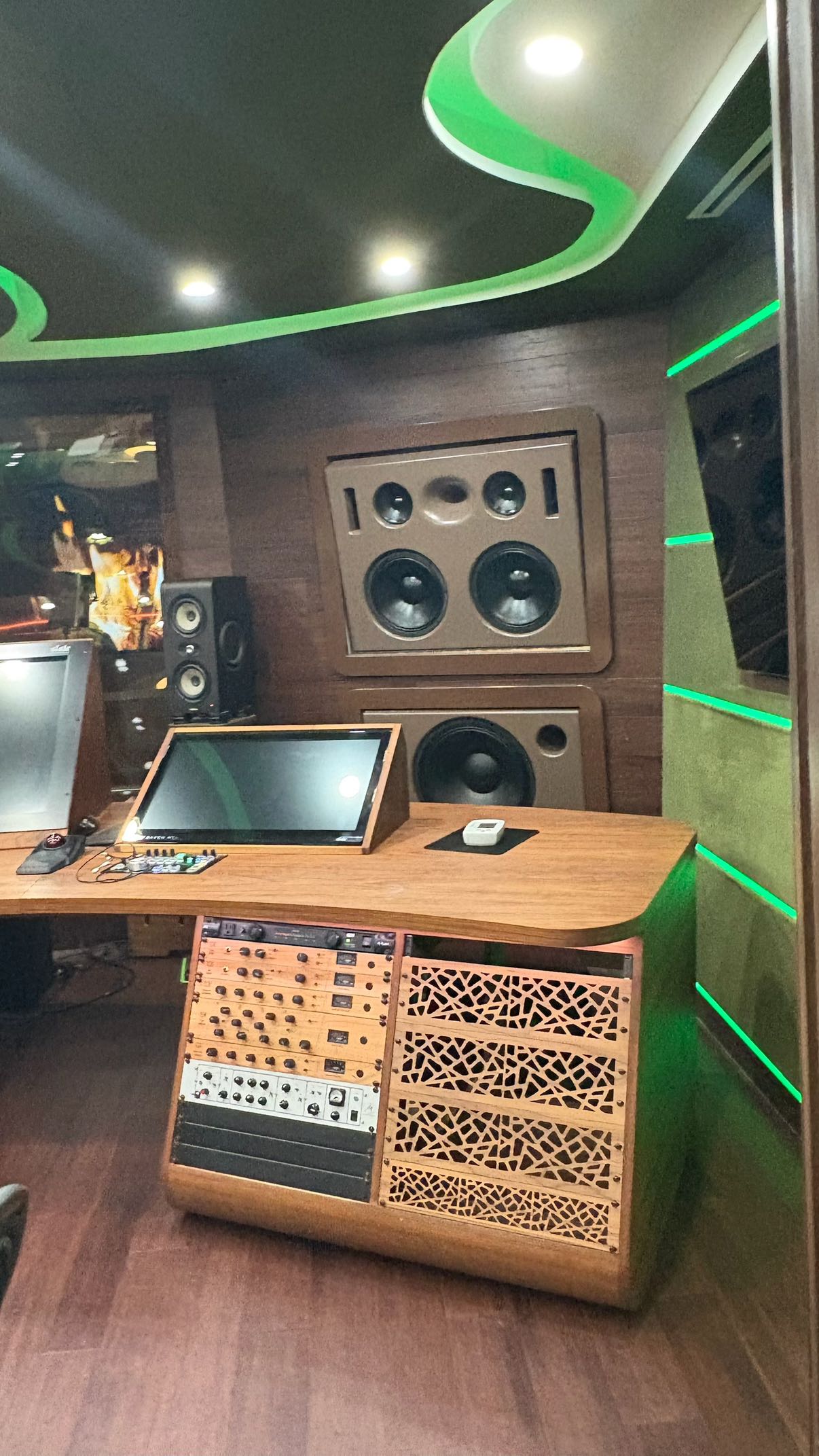 julia.filippo snapchat image archive image