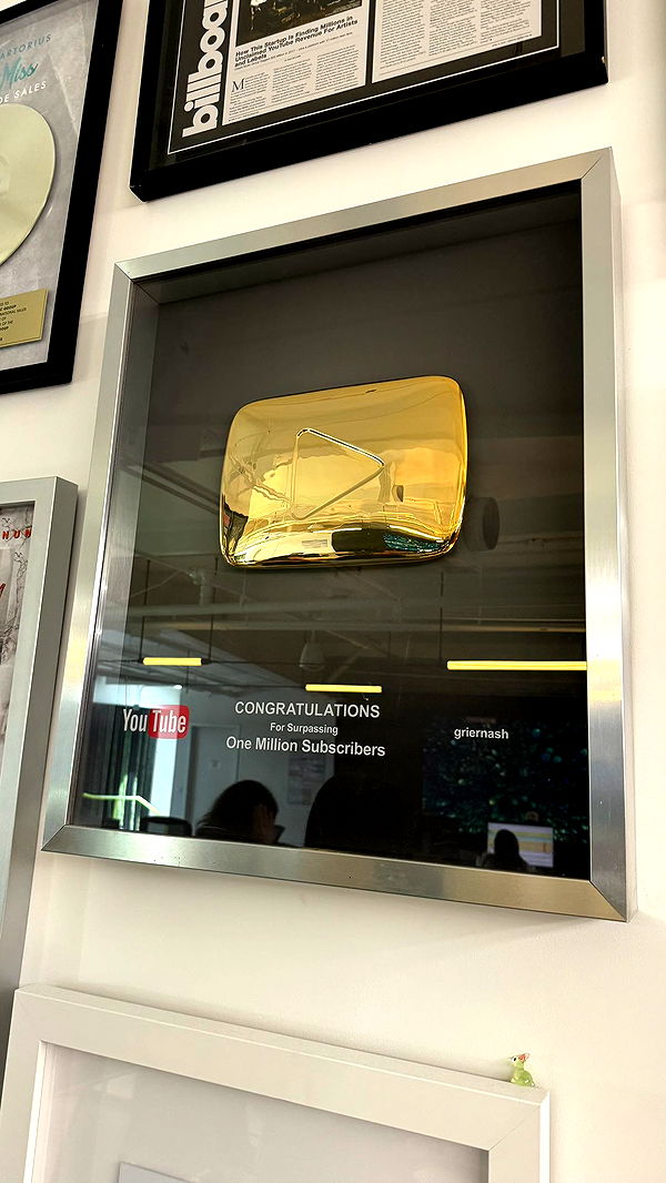 julia.filippo image ~ Altpins