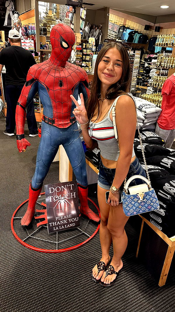 julia.filippo image ~ Altpins