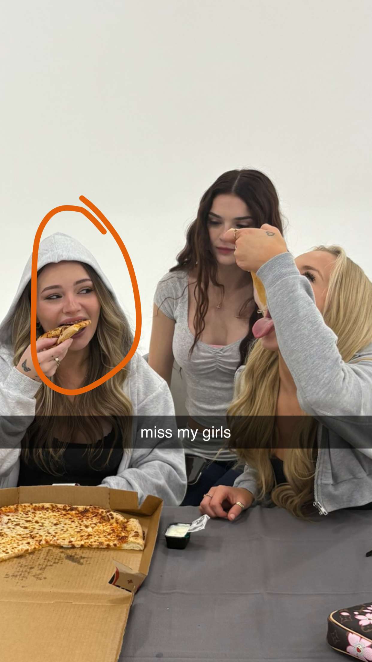 julia.filippo snapchat image archive image