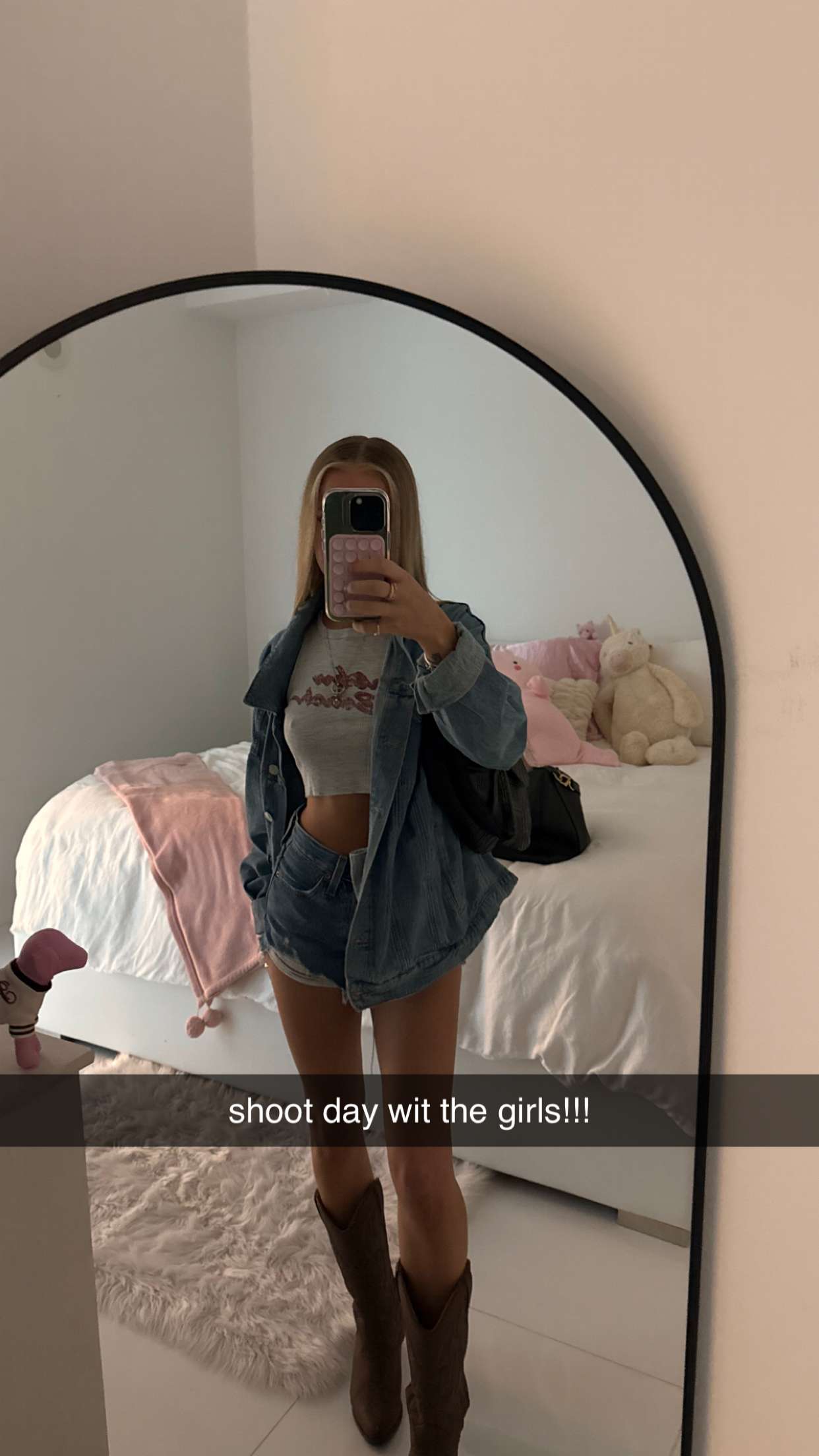 julia.filippo snapchat image archive image