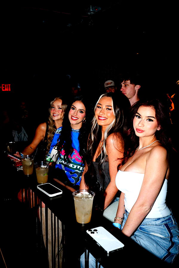 julia.filippo image ~ Altpins