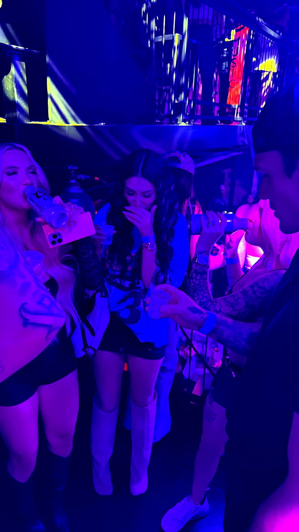 julia.filippo image ~ Altpins