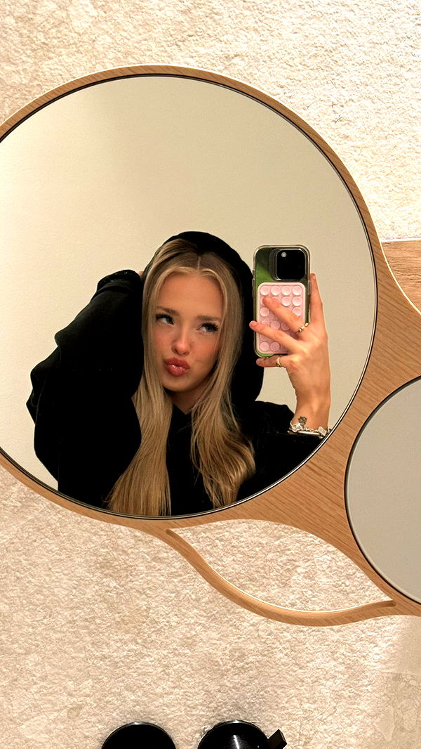 julia.filippo image ~ Altpins