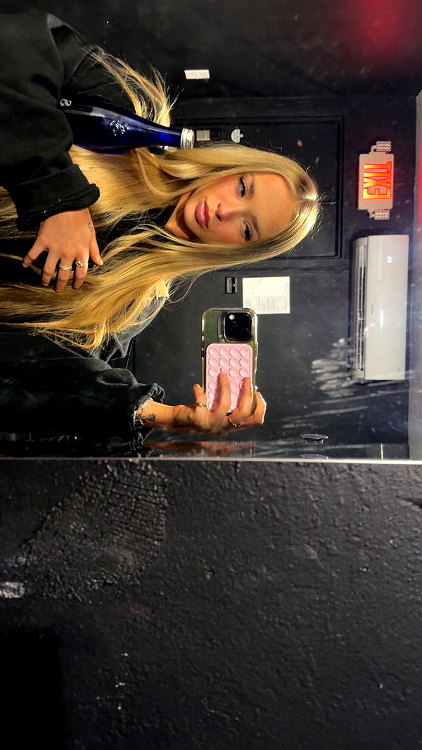 julia.filippo image ~ Altpins