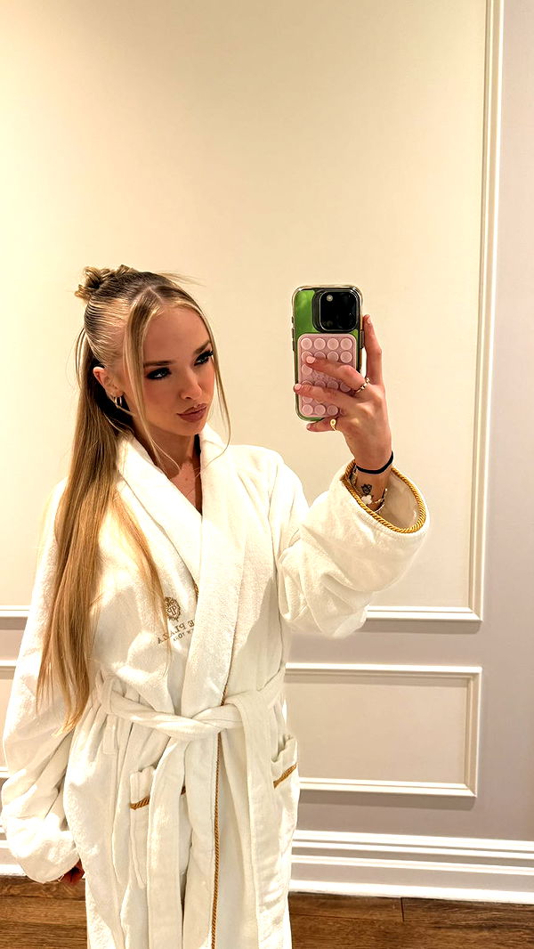 julia.filippo image ~ Altpins