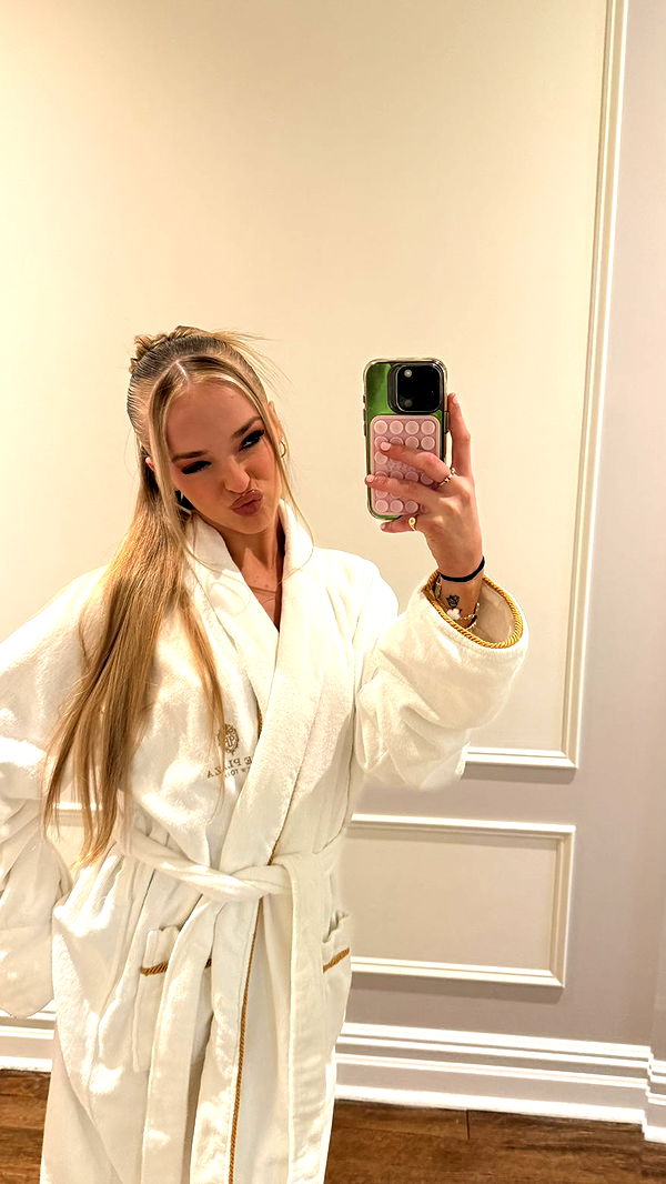 julia.filippo image ~ Altpins