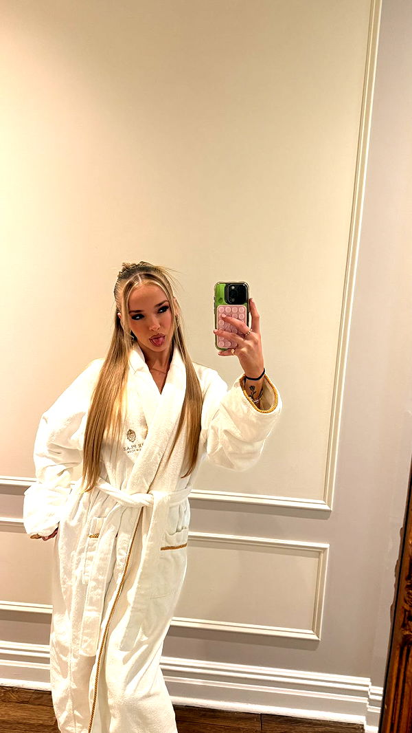 julia.filippo image ~ Altpins