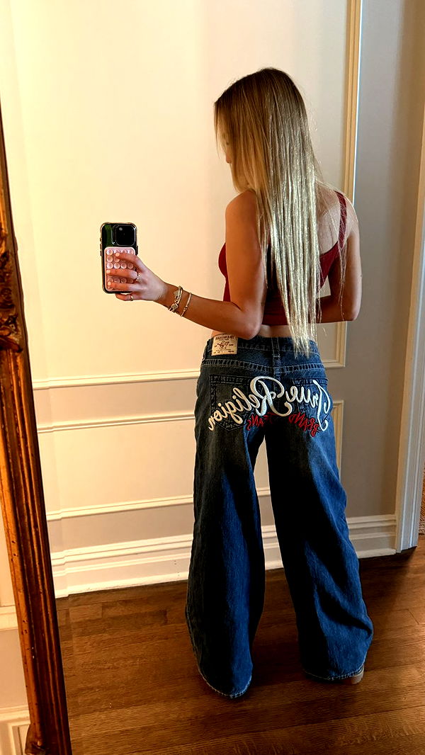 julia.filippo image ~ Altpins