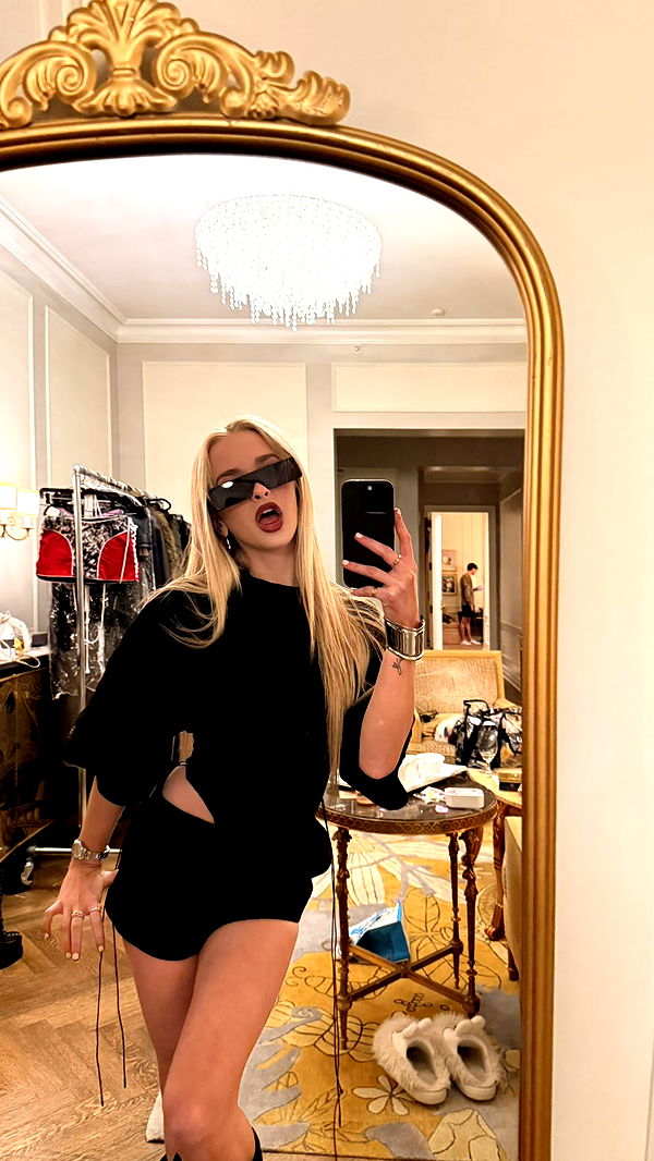 julia.filippo image ~ Altpins