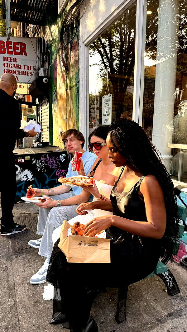 julia.filippo image ~ Altpins