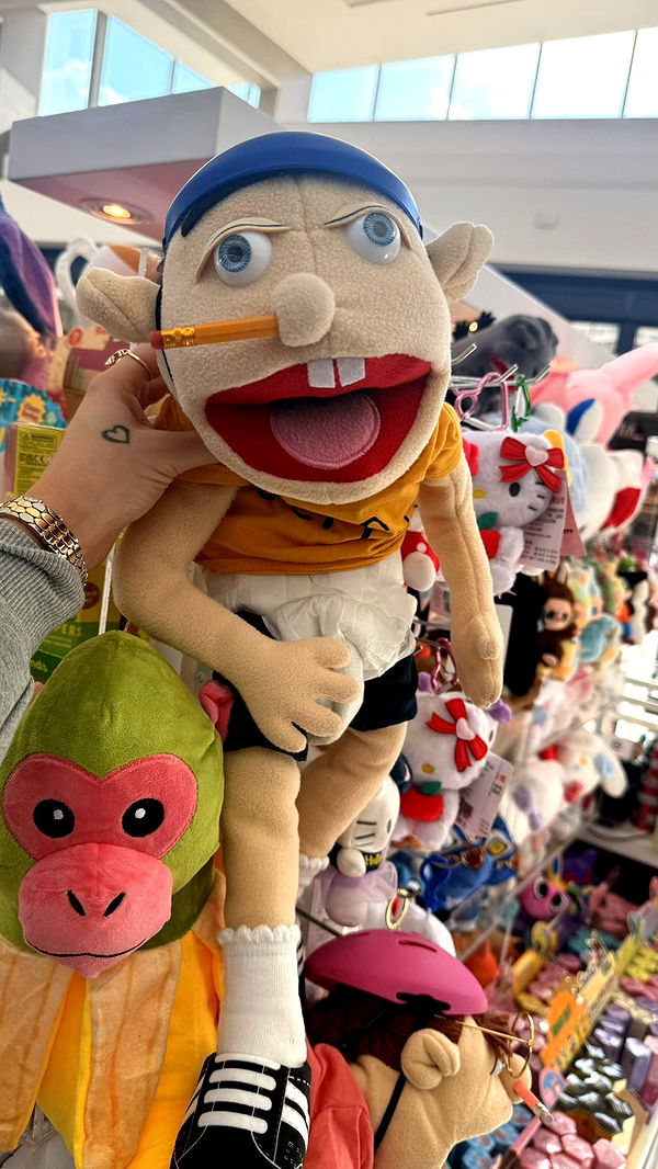 julia.filippo image ~ Altpins