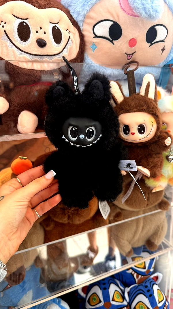 julia.filippo image ~ Altpins