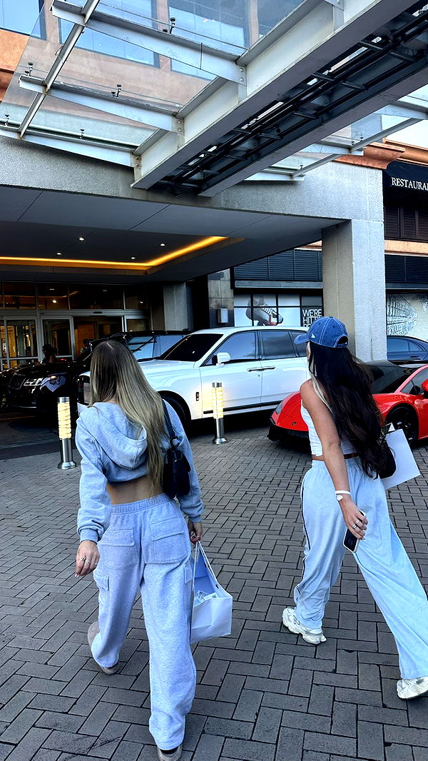 julia.filippo image ~ Altpins