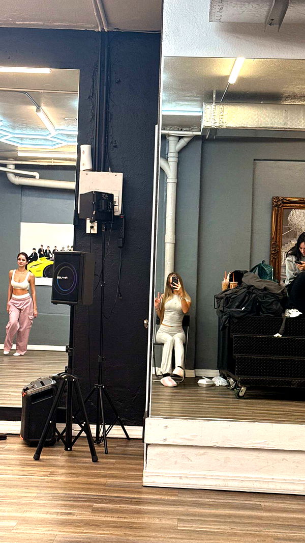 julia.filippo image ~ Altpins