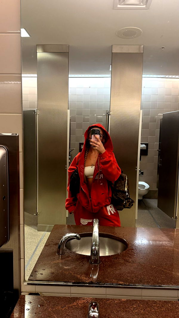 julia.filippo image ~ Altpins