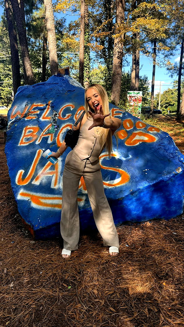 julia.filippo image ~ Altpins