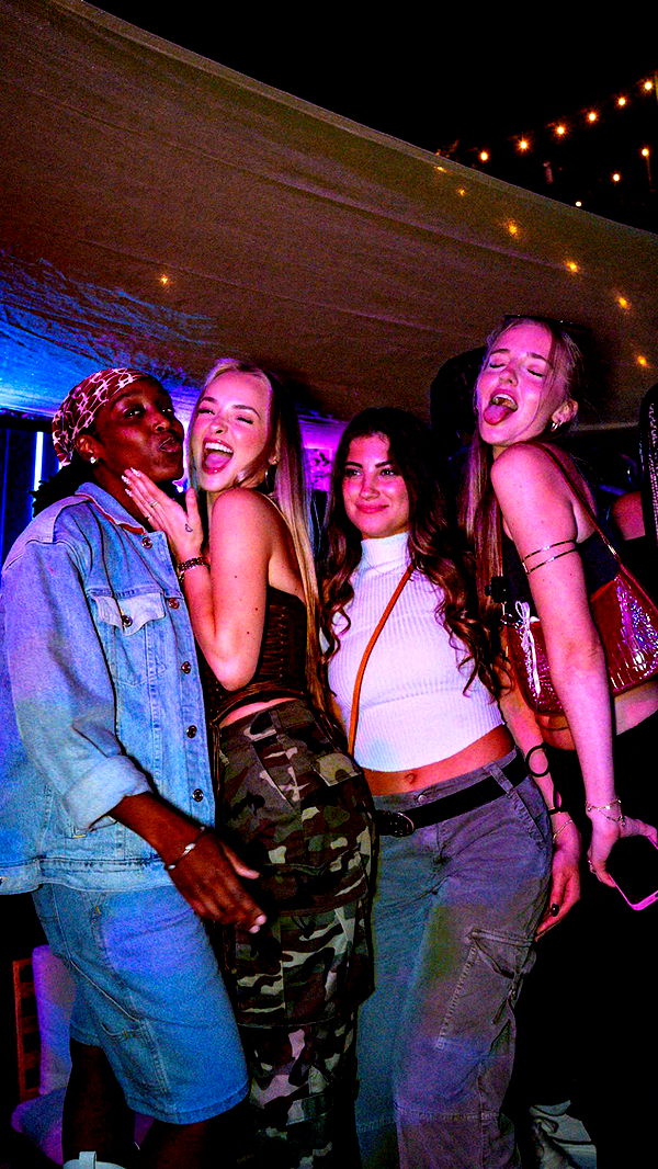 julia.filippo image ~ Altpins