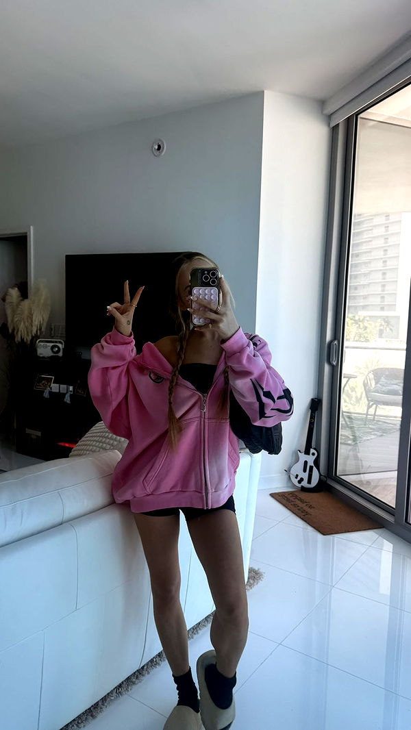 julia.filippo image ~ Altpins