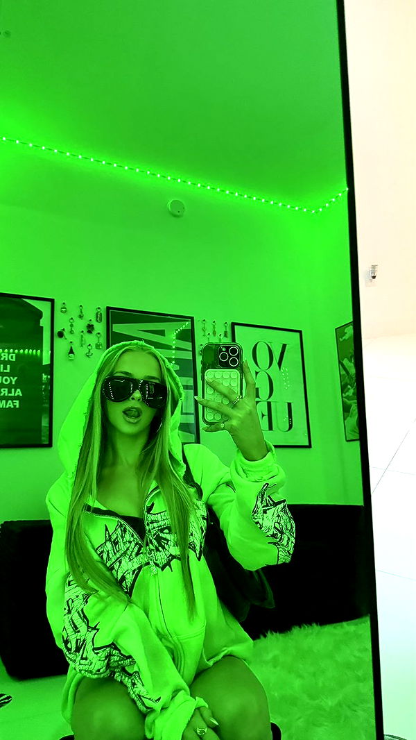 julia.filippo image ~ Altpins