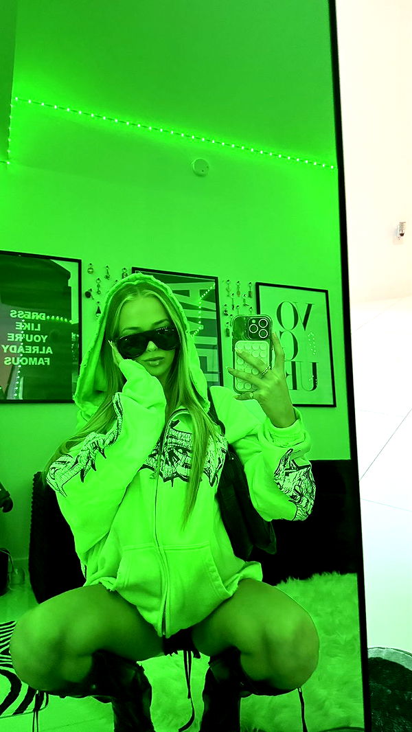 julia.filippo image ~ Altpins