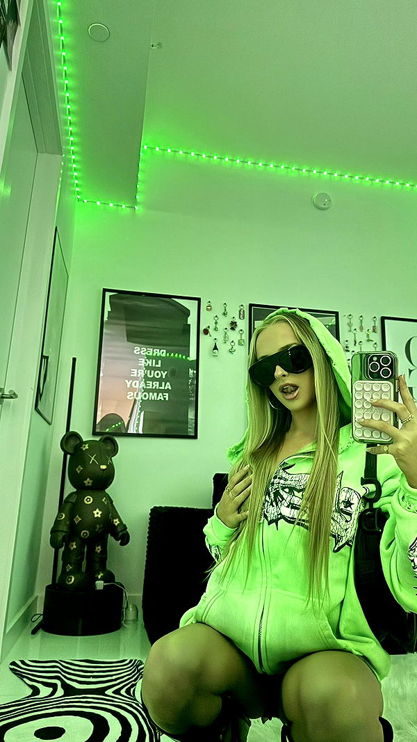 julia.filippo image ~ Altpins