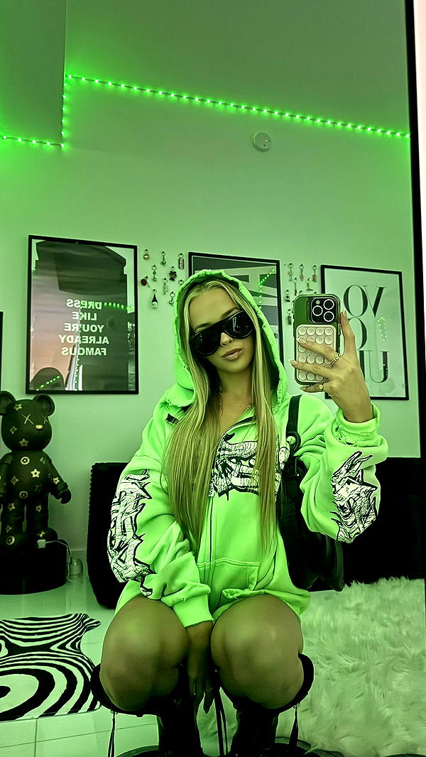 julia.filippo image ~ Altpins