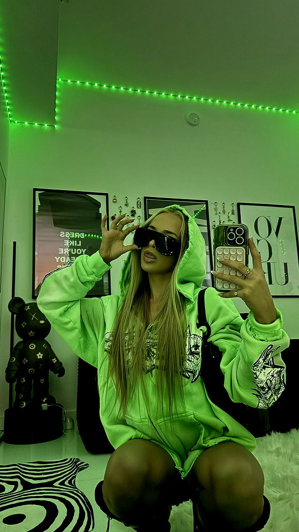 julia.filippo image ~ Altpins