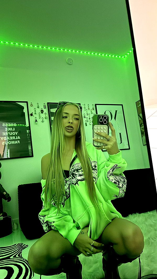 julia.filippo image ~ Altpins