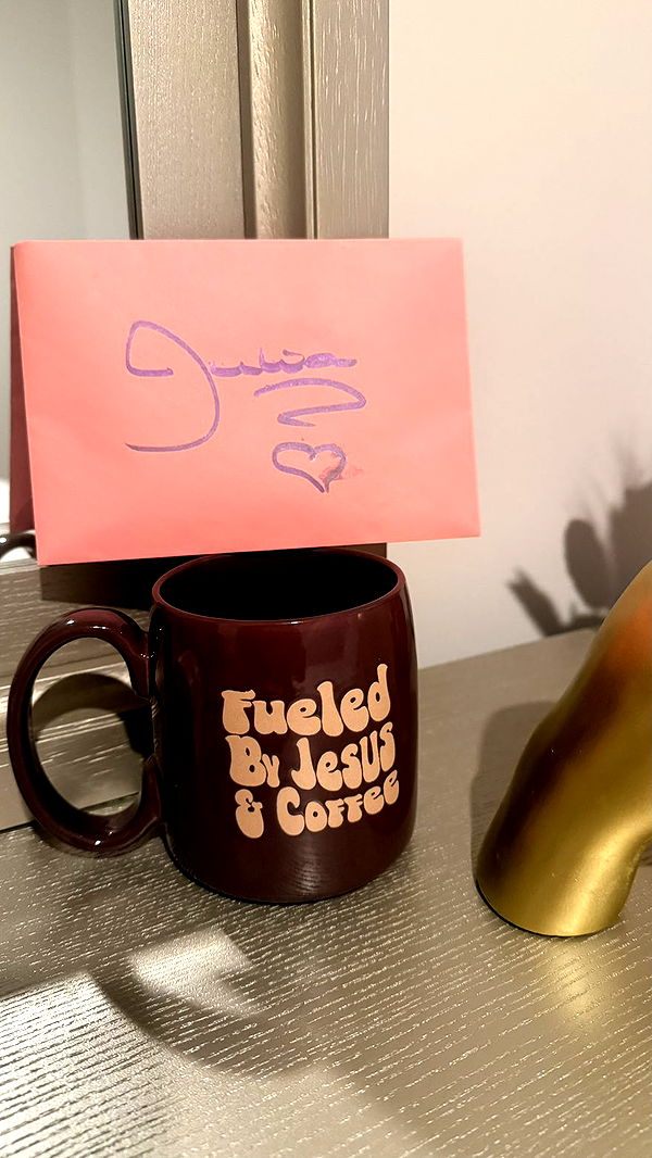 julia.filippo image ~ Altpins