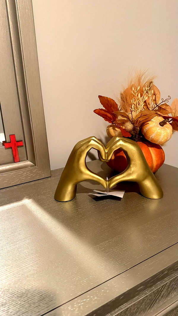 julia.filippo image ~ Altpins