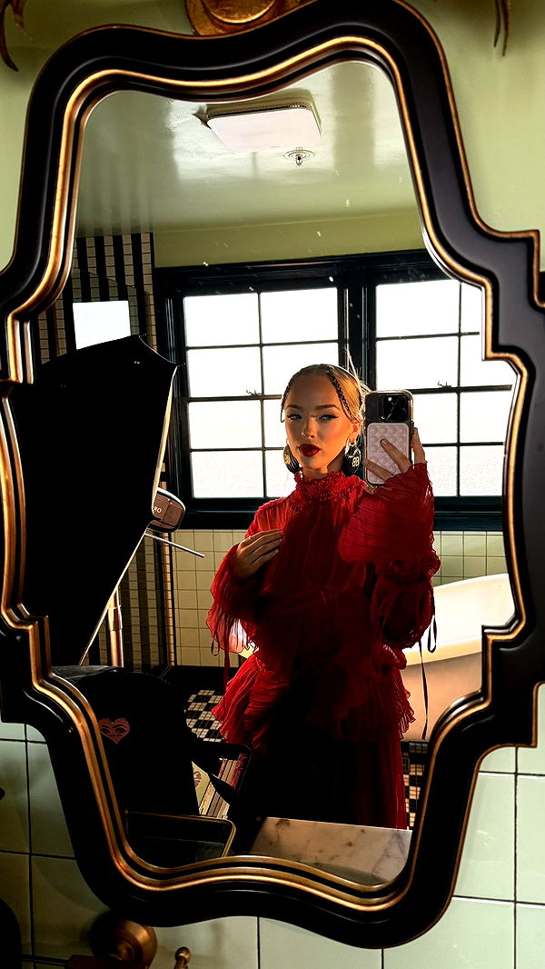 julia.filippo image ~ Altpins