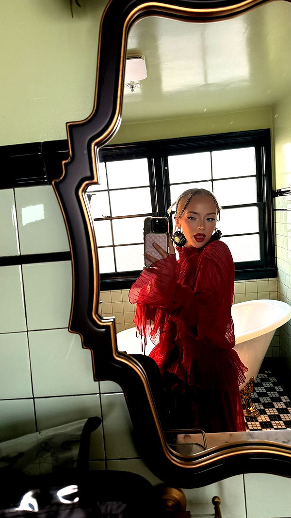 julia.filippo image ~ Altpins