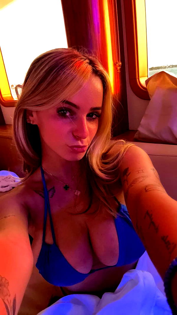 kaitlyn_krems image ~ Altpins