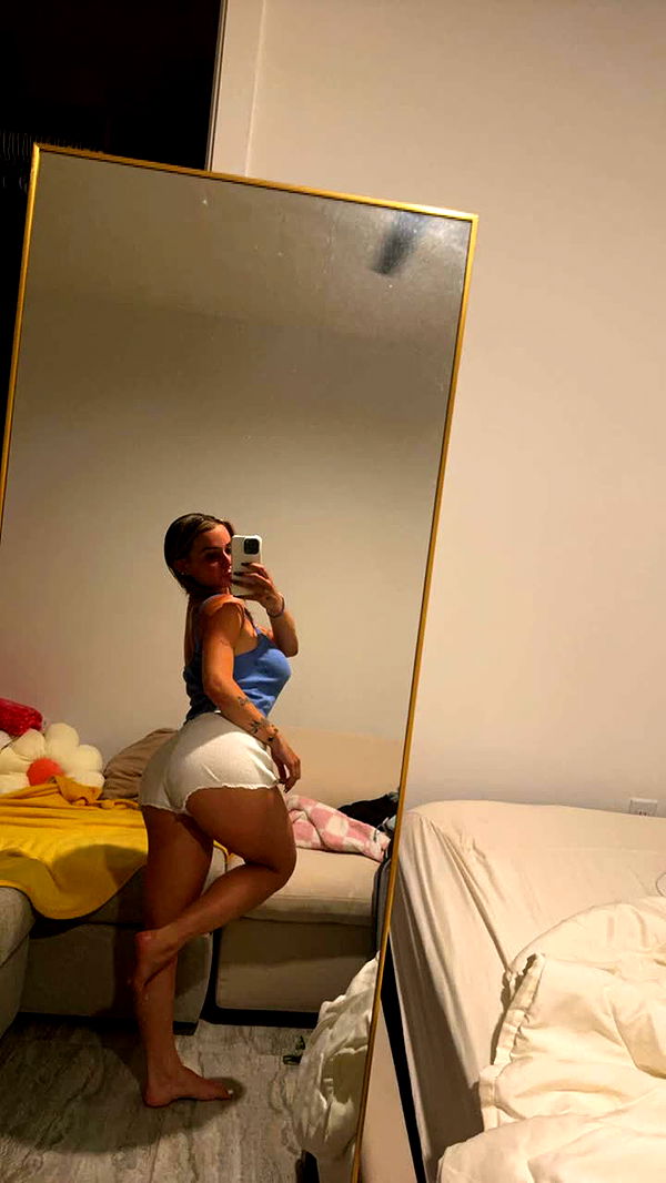 kaitlyn_krems image ~ Altpins