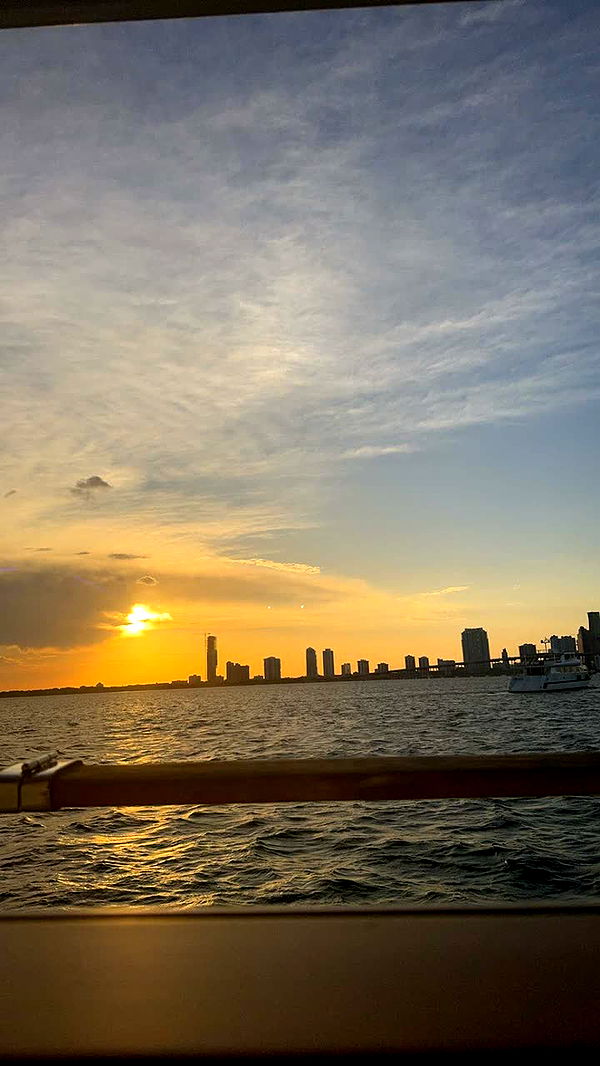 kaitlyn_krems image ~ Altpins