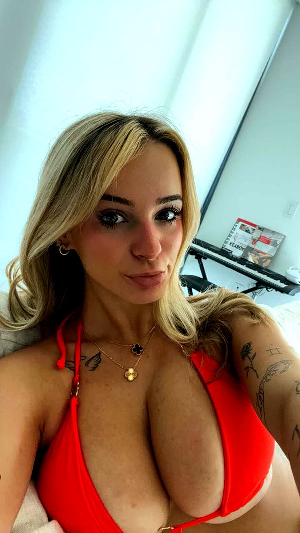 kaitlyn_krems image ~ Altpins