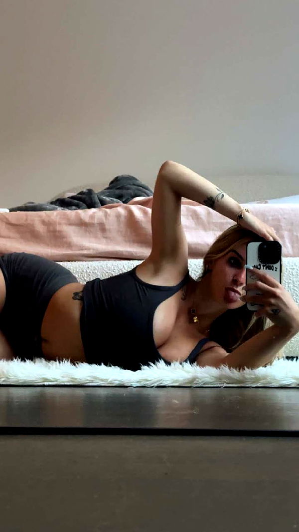 kaitlyn_krems image ~ Altpins