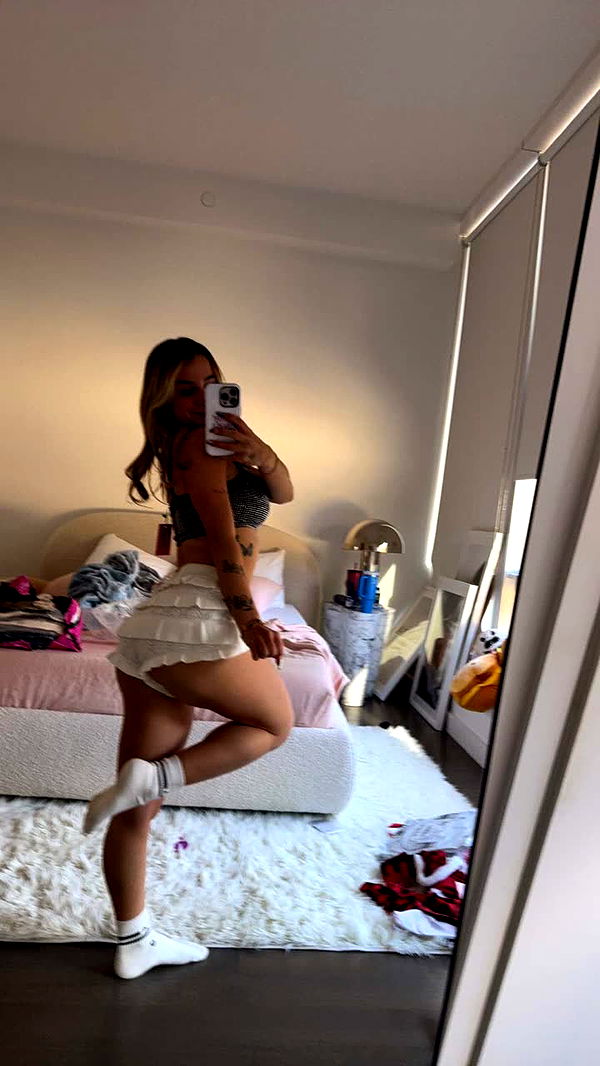 kaitlyn_krems image ~ Altpins