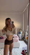 kaitlyn_krems Altpins Profile Picture