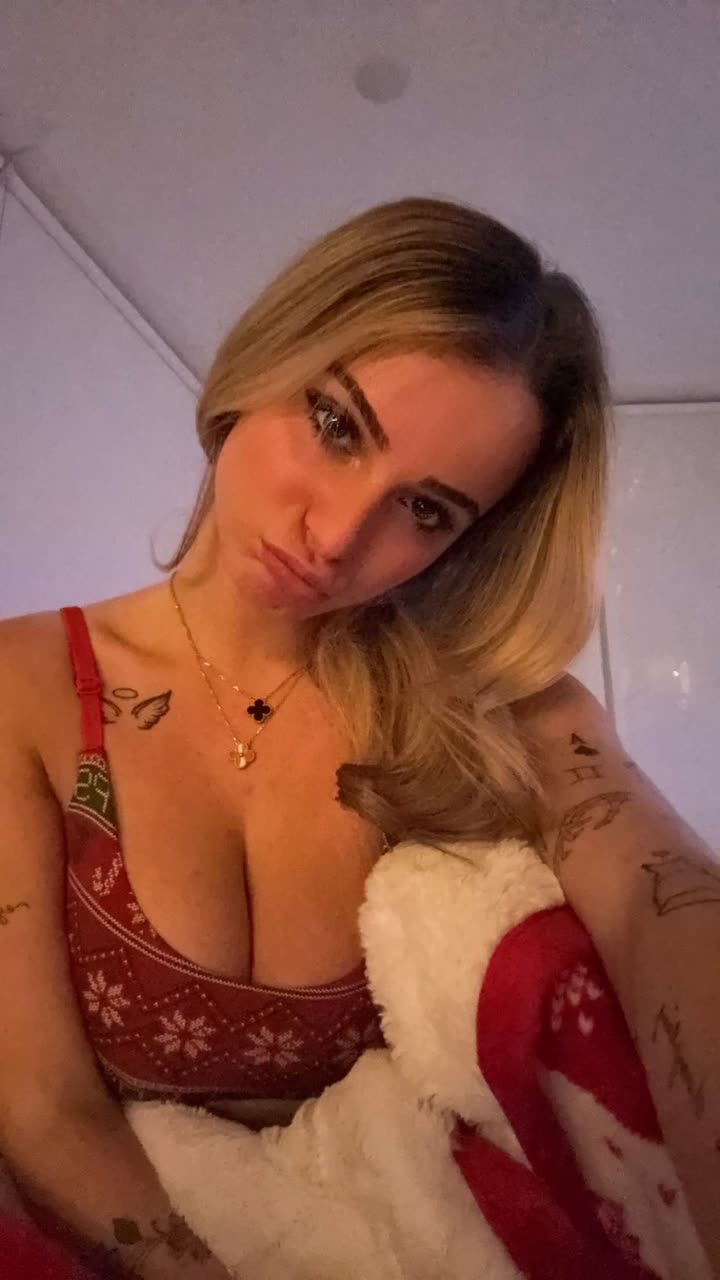 kaitlyn_krems snapchat image archive image